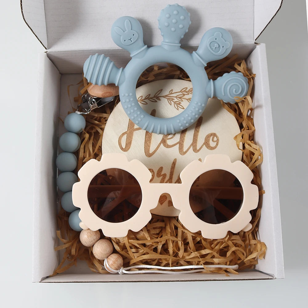 Baby gift set teething toy & glasses