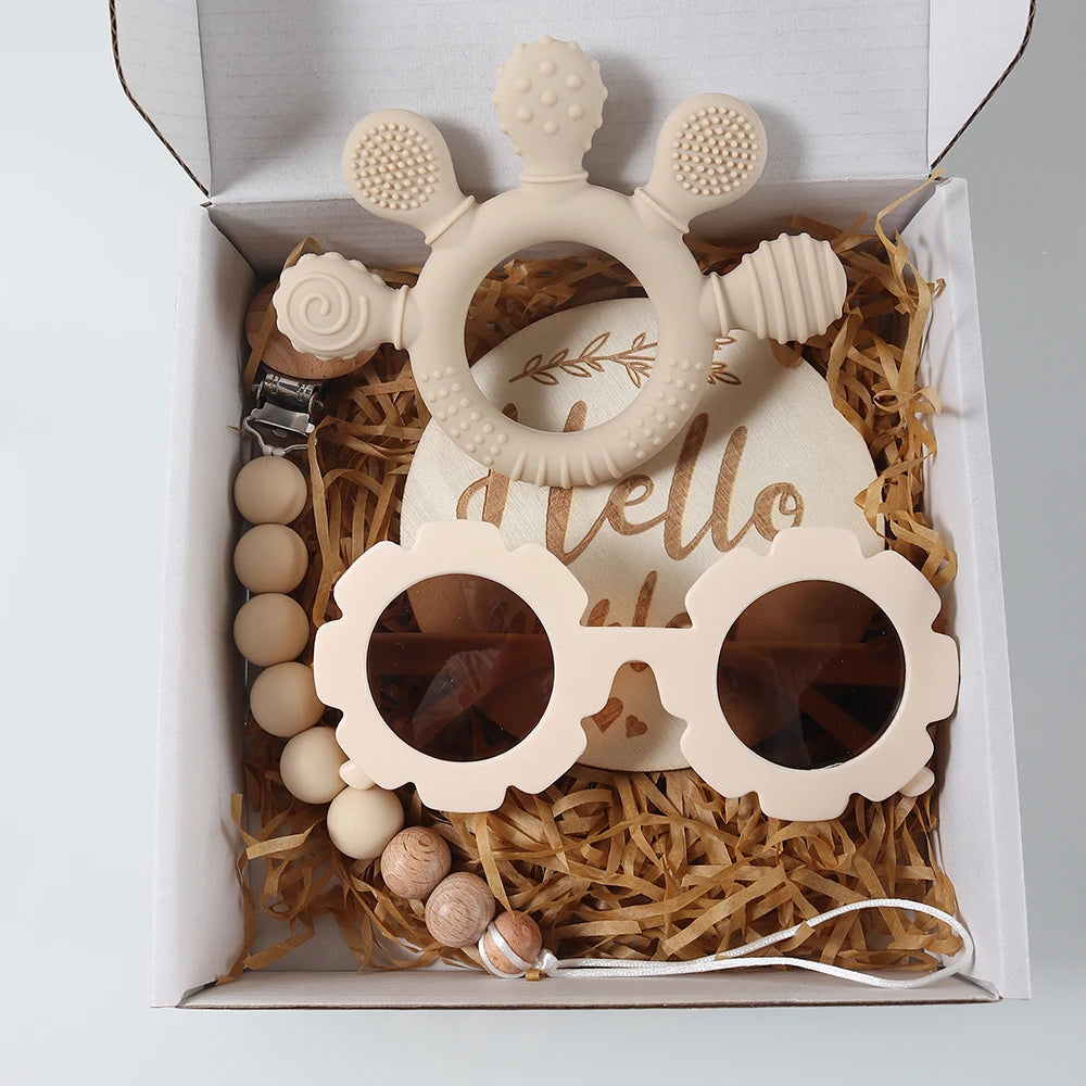Baby gift set teething toy & glasses